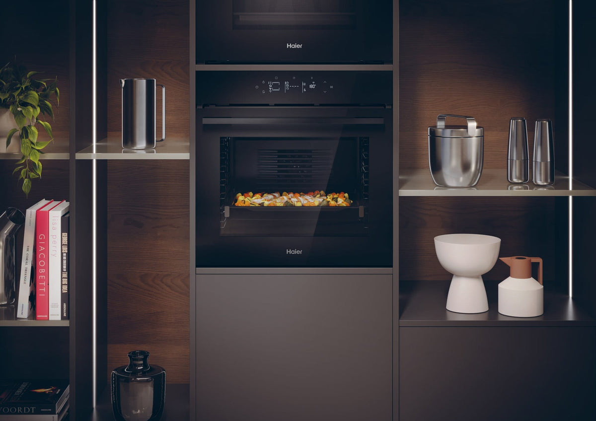 HAIER Cuptor electric incorporabil Haier, 78l, 7 niveluri gatire, WiFi, Steam Cleaning, Ghidaj telescopic, Softclose&Softopen, Click&Clean, Clasa A++, Negru
