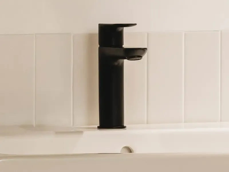 Roca Baterie lavoar Roca, Gama Cala, monocomanda, marime S, levier metalic, cartus ceramic, fara set de evacuare, negru