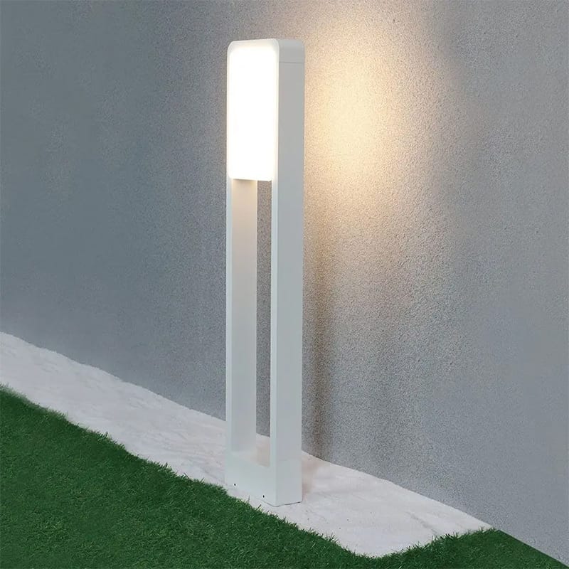 V-Tac Stâlp iluminat LED exterior V-Tac 10W IP65, 3000K alb cald, 900 lm, negru, aluminiu, Ø163x800 mm