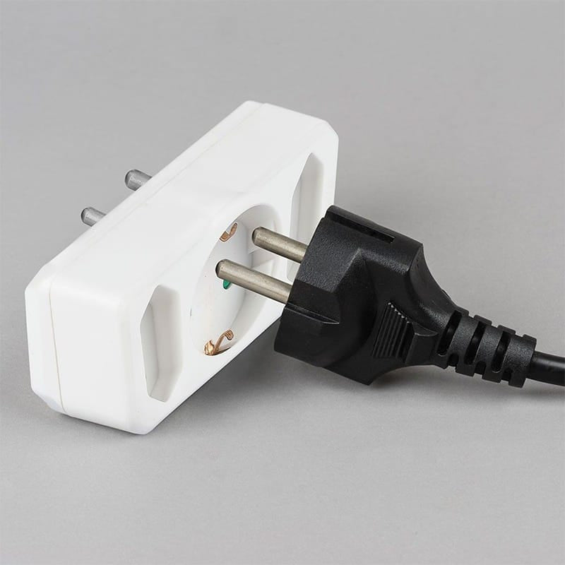 V-Tac ADAPTOR 3 PRIZE 1X16A 2x2.5A MAX 3500W