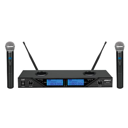 BST Set 2 microfoane wireless BST UHF, 2 canale, 8 frecvente selectabile, incarcare integrata, raza 70–100 m