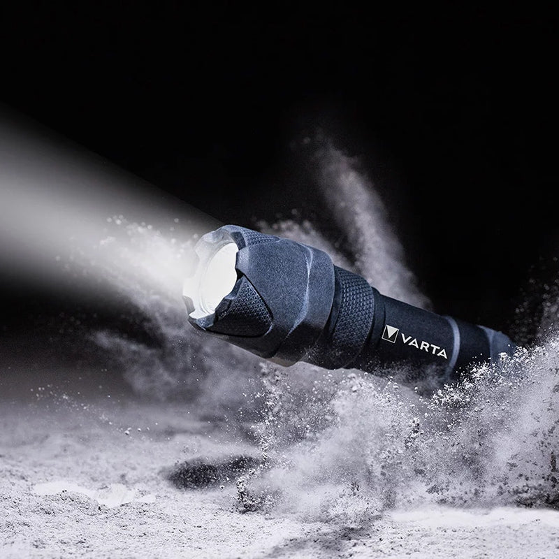Varta LANTERNA LED 6W INDESTRUCTIBLE F20 PRO VARTA
