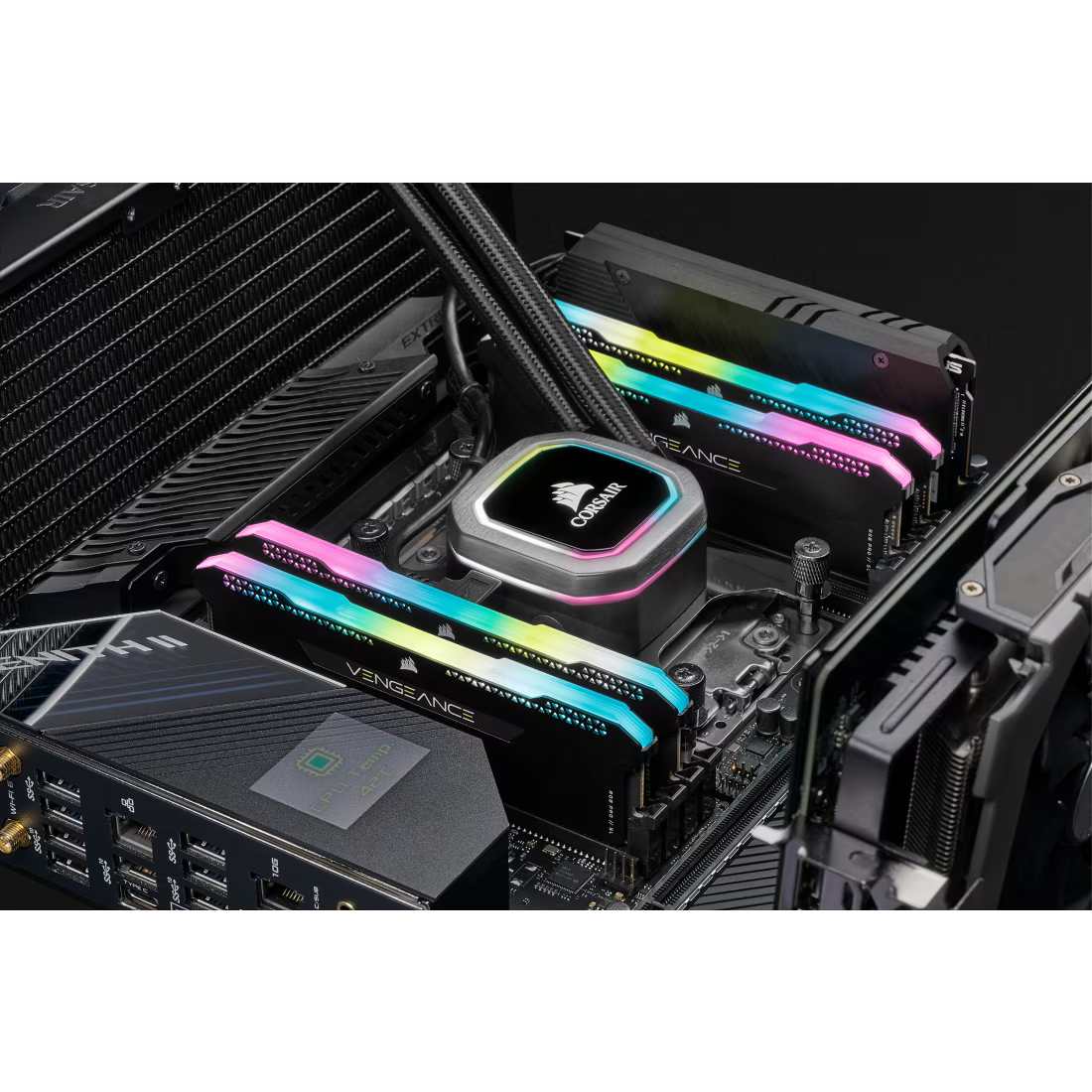 Corsair Memorie RAM Memorie RAM Corsair Vengeance RGB CMH32GX4M4E3200C16 | 32GB, DDR4, 3200MHz, RGB