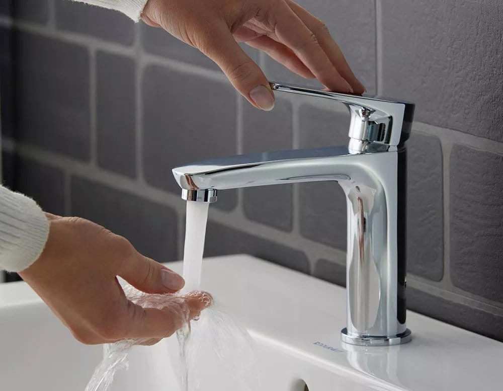 Duravit Baterie lavoar Duravit, B.1 Single lever basin mixer M, monocomanda, marime M, cartus ceramic, fara set de evacuare, crom