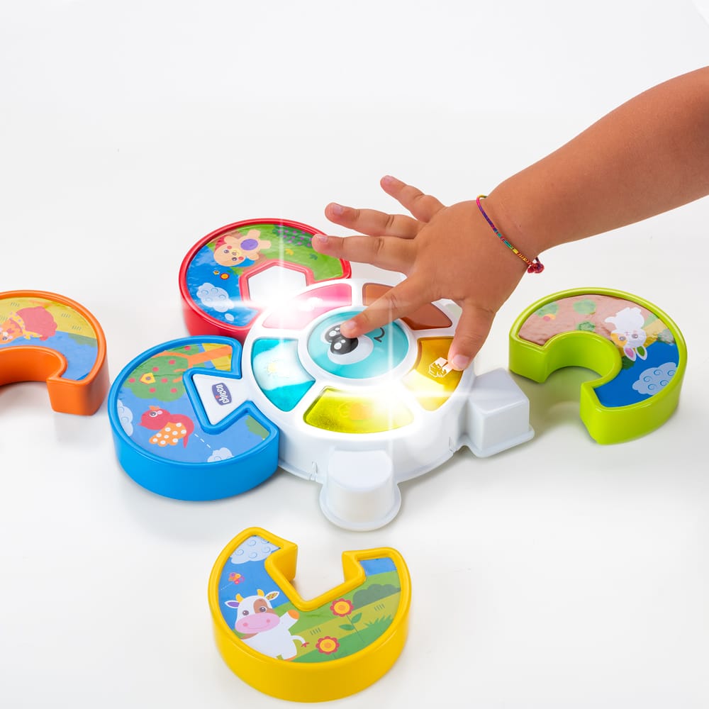 Chicco Îngrijire bebe Centru Muzical de Activitati Chicco 10602-1 | Ghiceste Animalutul, 12-36 Luni