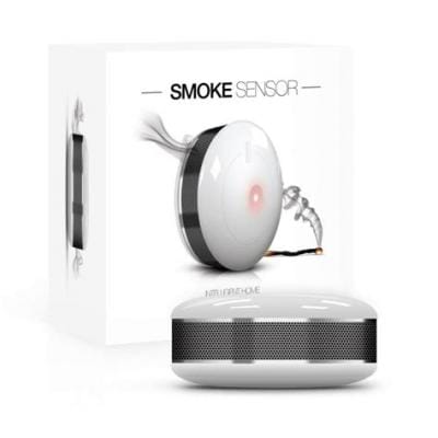 FIBARO Senzor smart Senzor Inteligent de Fum FIBARO Smoke Sensor FGSD-002, Alarmă Acustică și Integrare Smart Home