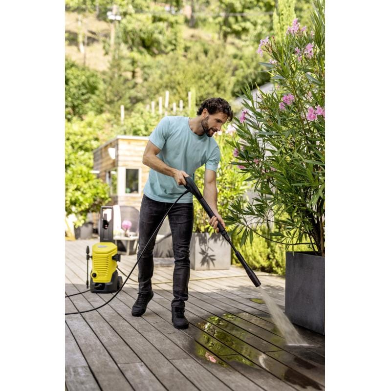 Kärcher Aparat de spalat cu presiune Aparat de Spalat cu Presiune Karcher K 4 WCM 167637 | Motor Racit cu Apa, 1800W, 130 bar, Galben/Negru