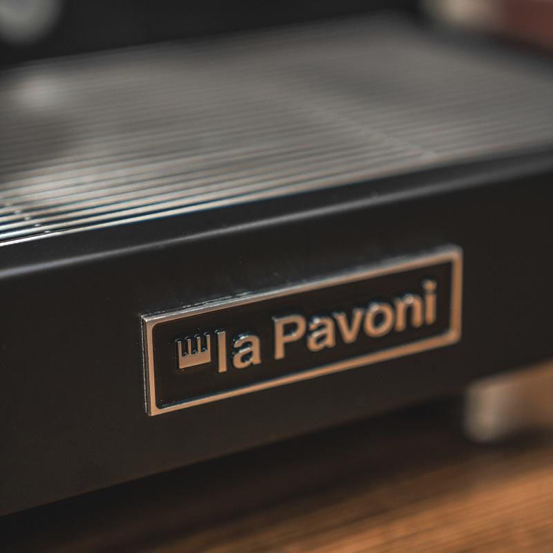 La Pavoni Espressor La Pavoni New Cellini Evolution LPSCVB01EU, negru, pentru cafea boabe, stil cafenea acasă