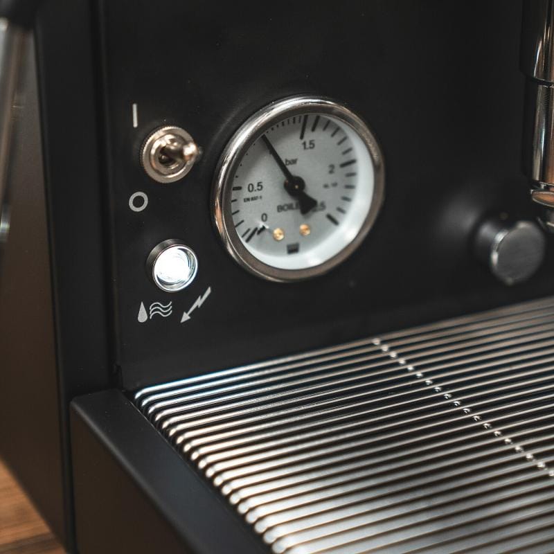 La Pavoni Espressor La Pavoni New Cellini Evolution LPSCVB01EU, negru, pentru cafea boabe, stil cafenea acasă