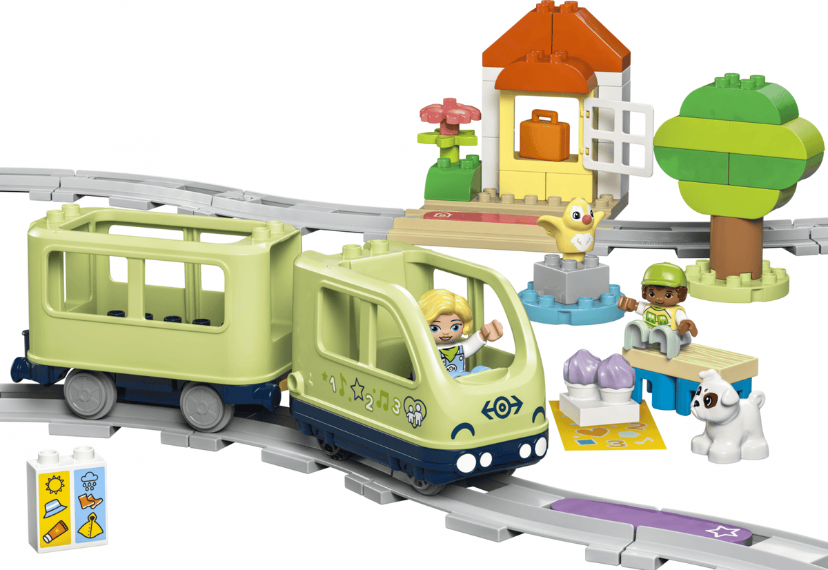 Set Constructie LEGO Vehicule 10427 | Tren de Aventura Interactiv