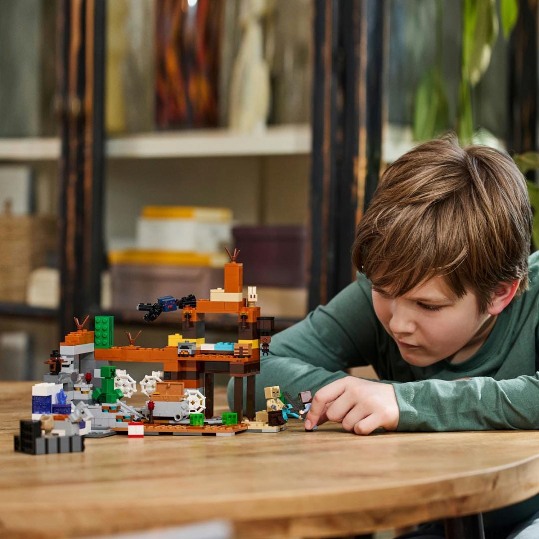 Lego Jucării Set Constructie LEGO Minecraft 21263 | Putul din Badlands, 255 Piese, 8+, Cadou