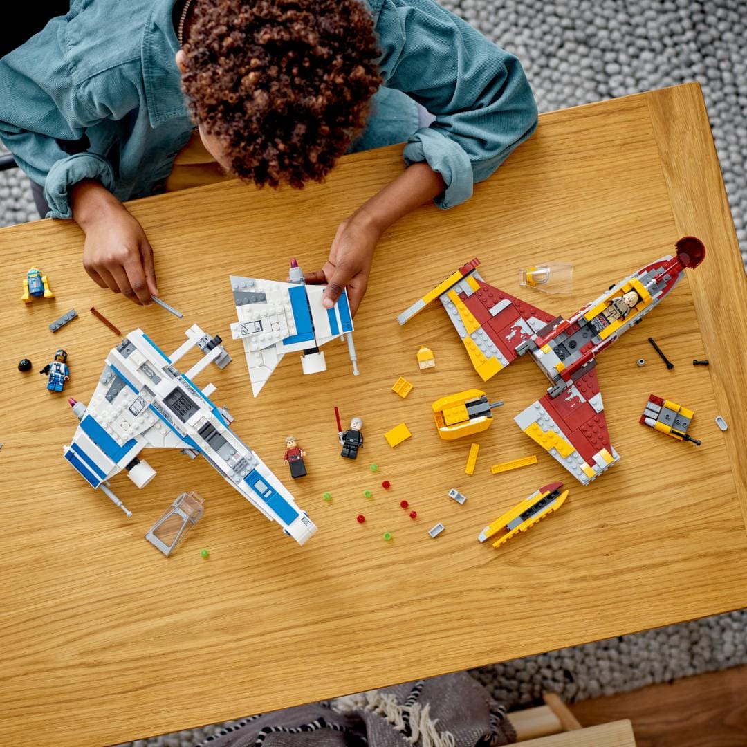 Lego Jucării Set Constructie LEGO Star Wars 75364 | E-Wing vs Starfighter, 282 Piese, 8+