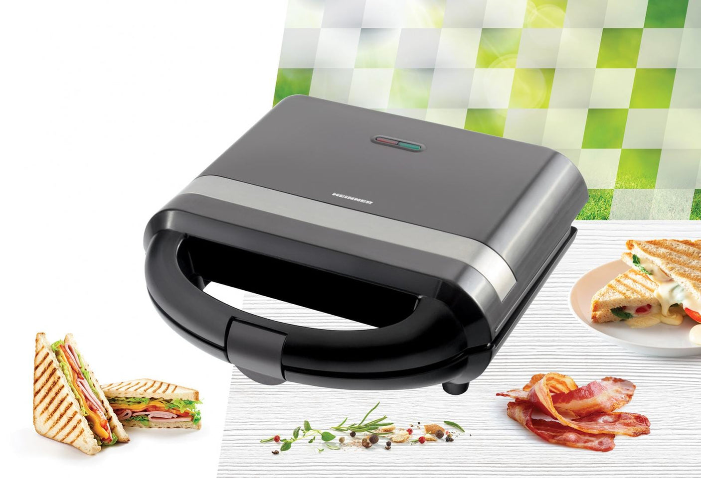 Heinner Sandwich maker Sandwich Maker Heinner SM-H700BK | 700W, Placi Antiaderente, Negru