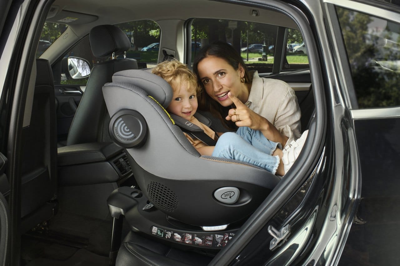 Chicco Puericultură Scaun Auto Chicco Seat 105 I-size 8711433-8 | Rotativ, Isofix, 40-105cm, Posh Black