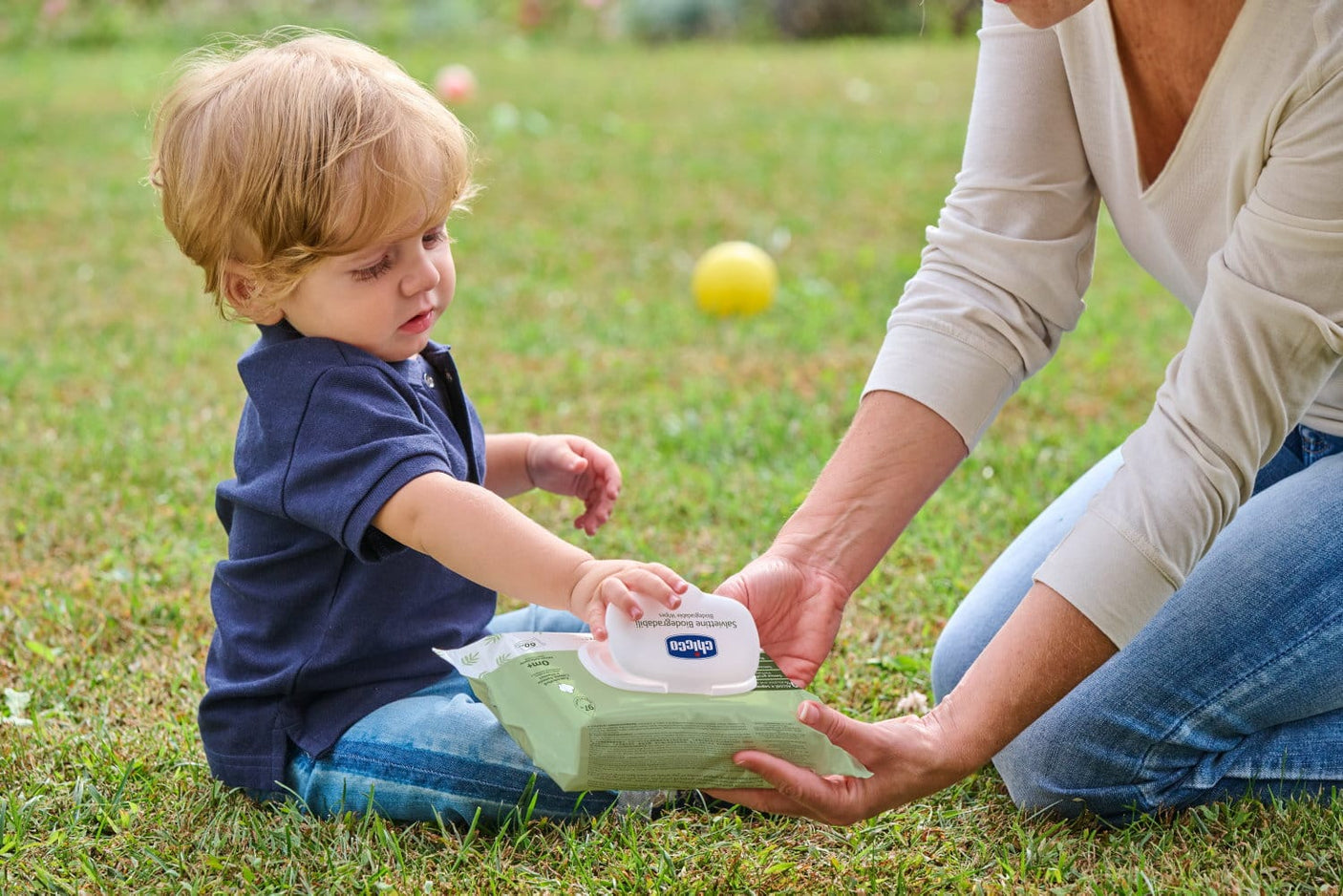 Chicco Îngrijire bebe Servetele Umede Biodegradabile Chicco 1205070-7 | 60 Bucati, Fara Alcool, Fara Sapun, 0 Luni+
