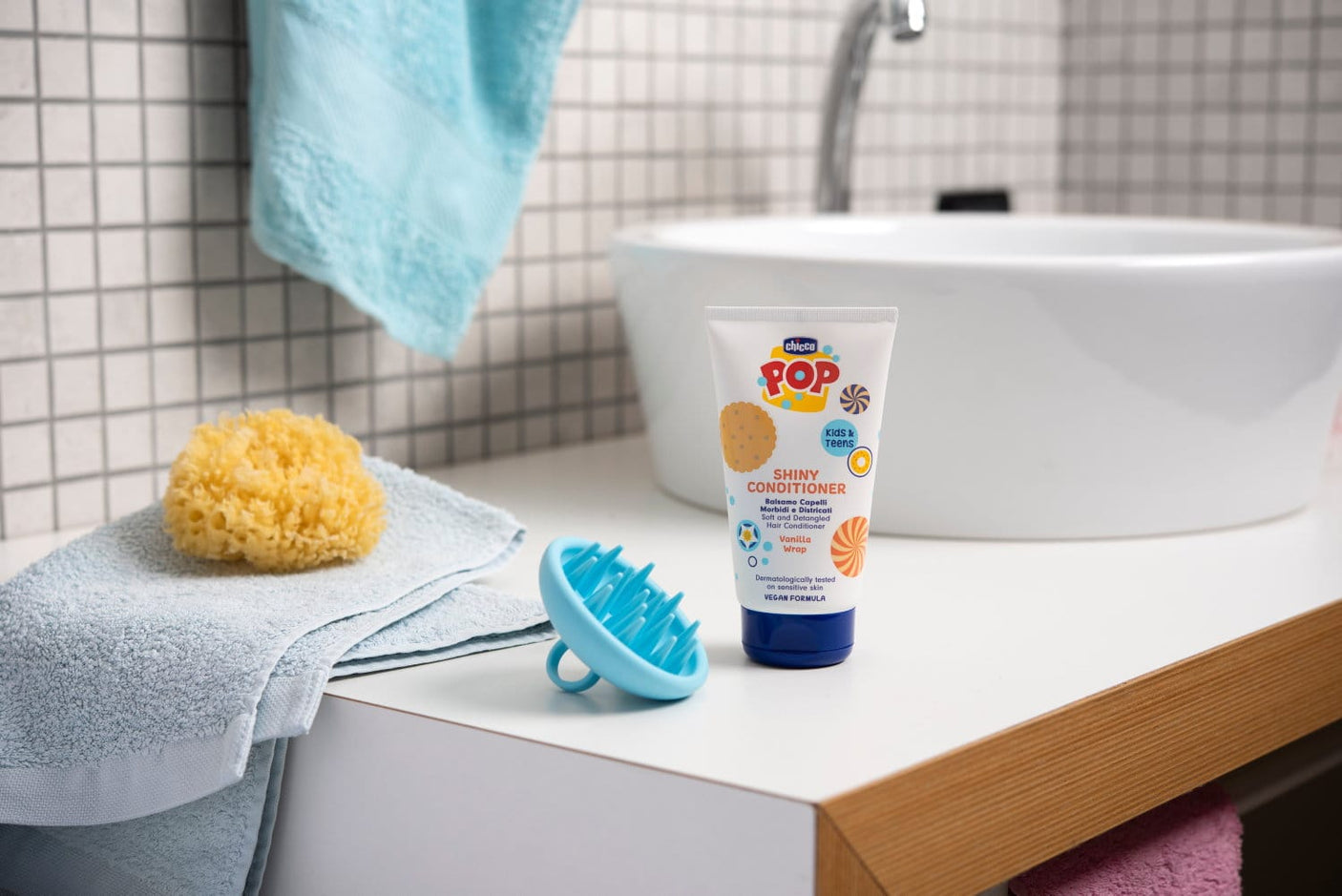 Chicco Alimentație bebe Set Ingrijire Par Chicco 1281030-9 | Balsam Vanilie 150ml, Perie Masaj, 6ani+