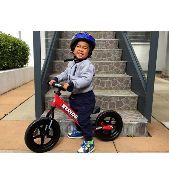 Strider Bicicleta fara pedale pentru copii Strider 12 Sport Balance 2-5 ani rosu