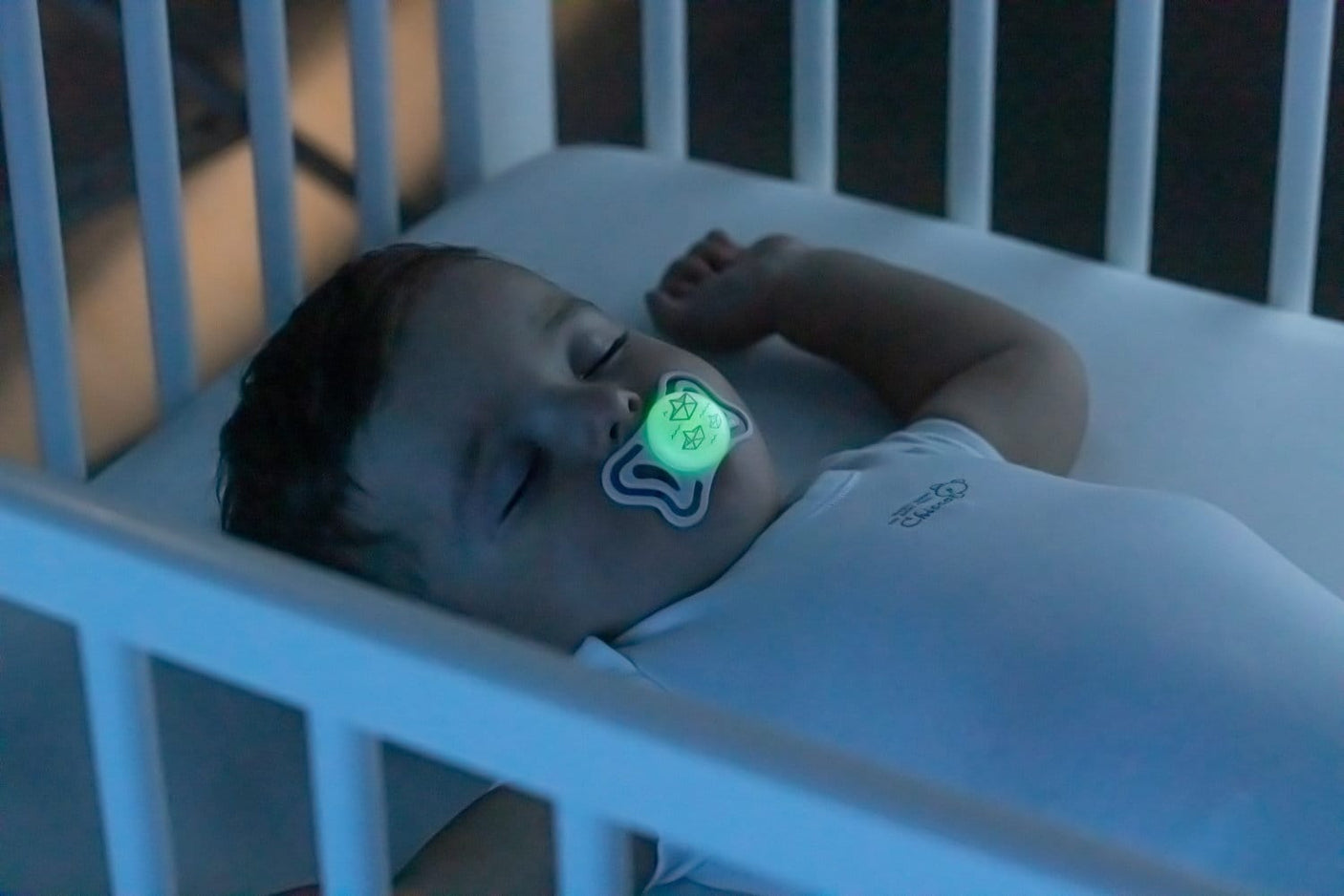 Chicco Alimentație bebe Suzeta Chicco Physioforma Light Glow 7103941-7 | 2buc, Unisex, 16-36luni, Glow