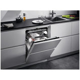 AEG Masina de spalat vase incorporabila Masina de spalat vase incorporabila AEG FSE74707P | 15 seturi, 7 programe, Motor Inverter, Clasa C