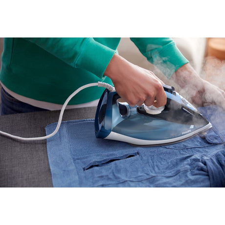 Philips Fier de calcat Philips Azur DST7020/20, 2800W, debit de abur continuu de 50g/min si jet de abur de 250 g, talpa SteamGlide Plus, rezervor de 300ml si sistem de curatare automata cu rezervor integrat pentru calcar, albastru