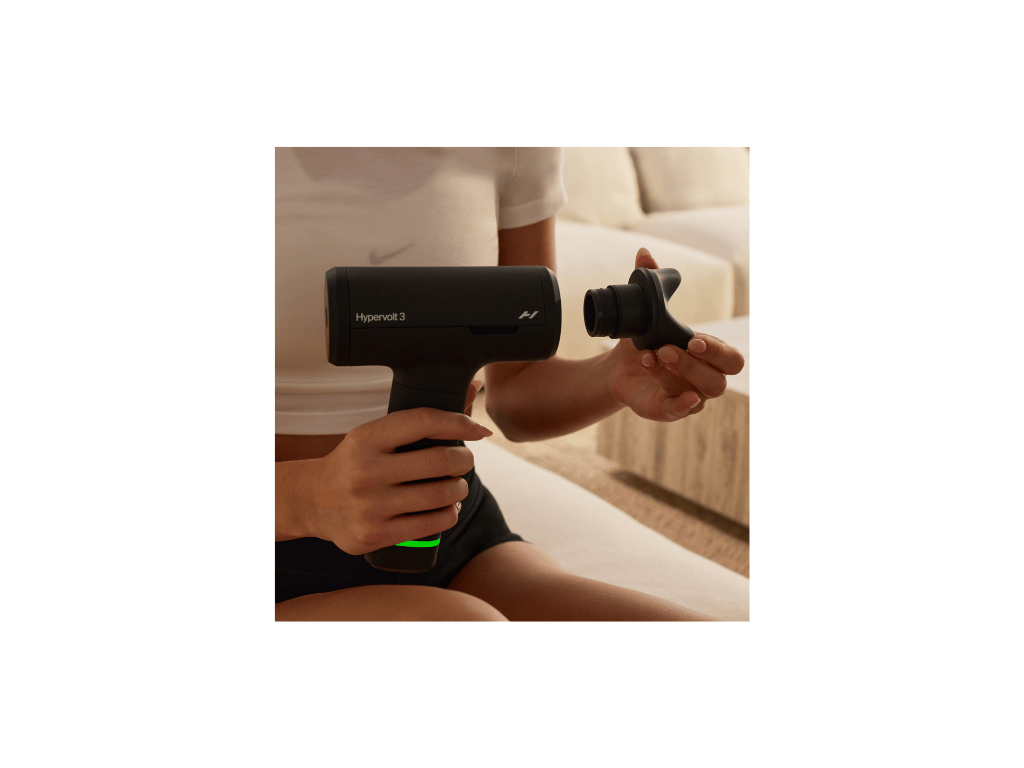 Hyperice Aparat masaj Pistol masaj cu vibratie Hyperice Hypervolt 3, conectivitate Bluetooth, 5 viteze de percutie, motor 1500-2500rpm, Patented Pressure Sensor Technology™, 5 capete, geanta de transport premium, autonomie baterie pana la 4h, black