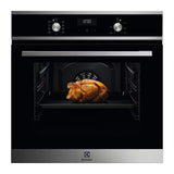 Electrolux Cuptor electric multifunctional (10 functii); SteamBake-gatire cu abur ; Seria 600 PRO; Timer cu display electronic; ; Usa cu 2 straturi de geam; Inchidere amortizata a usii; Ghidaj telescopic pe 1 nivel; Grill; Butoane retractabile; 2 tavi emailate + 1 g