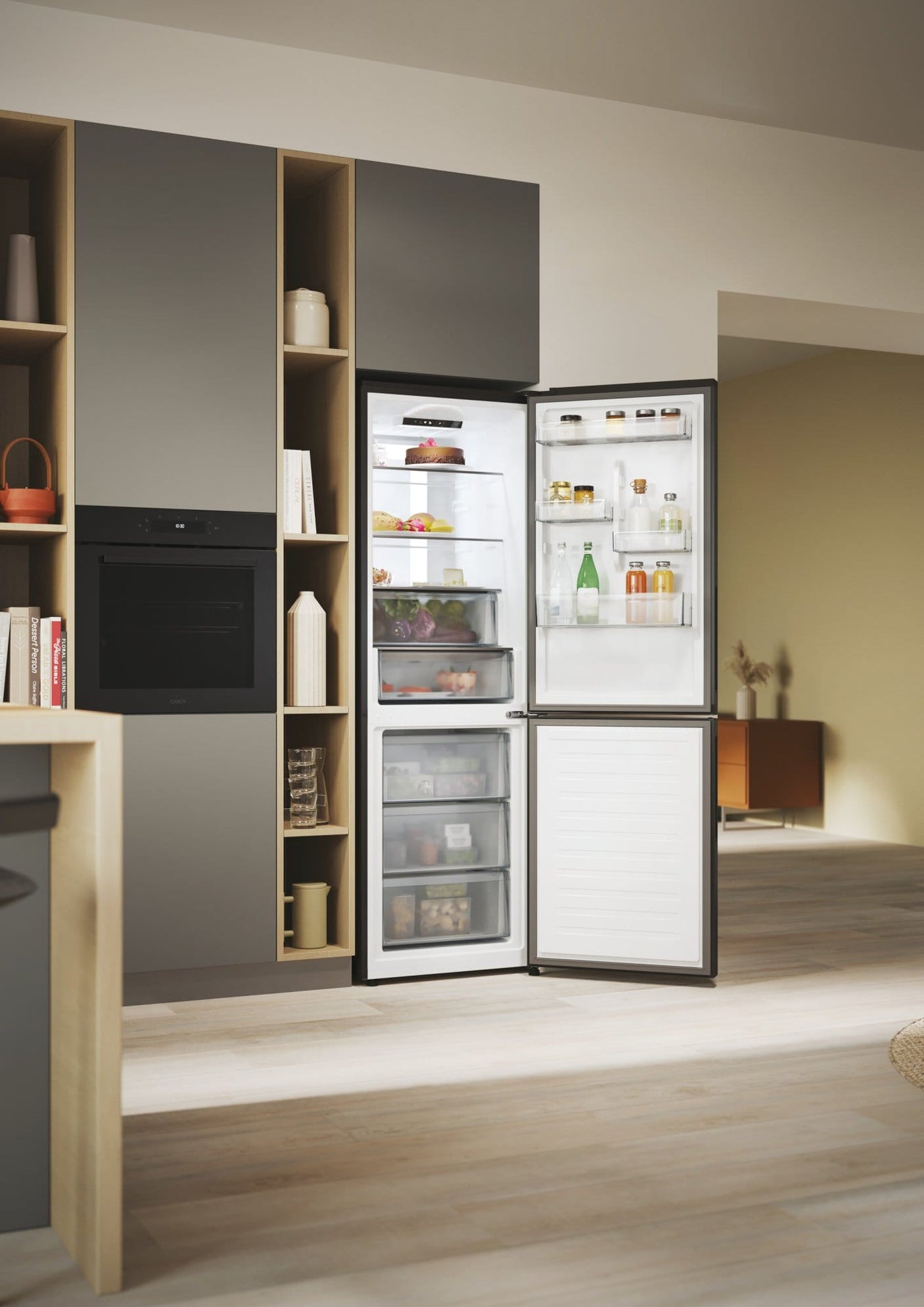 Candy Combina frigorifica Combina Frigorifica Candy ECN4CQTEB186 | 355L, No Frost, 185cm, Clasa E, Wi-Fi