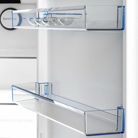 BEKO Combina frigorifica Beko, 316l, Clasa C, No Frost, Compresorul ProSmart Inverter, Display, AeroFlow, HarvestFresh, Metal look