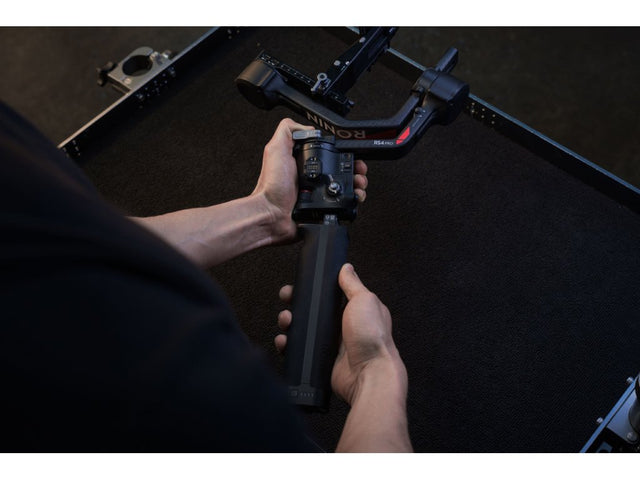 8359a680f211b2cac1ad64bb085b8a96