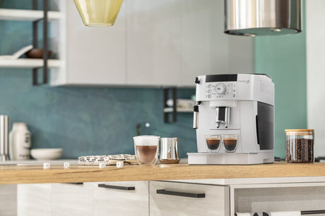 Espressor Automat De'Longhi Magnifica S ECAM22.110.W | 1450W, 15 Bar, 1.8 L, Rasnita 13 Trepte, Alb
