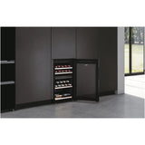 HAIER Racitor de vinuri HAIER, 42 sticle, conectivitate WiFi, clasa G, LED, dual zone, usa reversibila, H 82 cm, negru