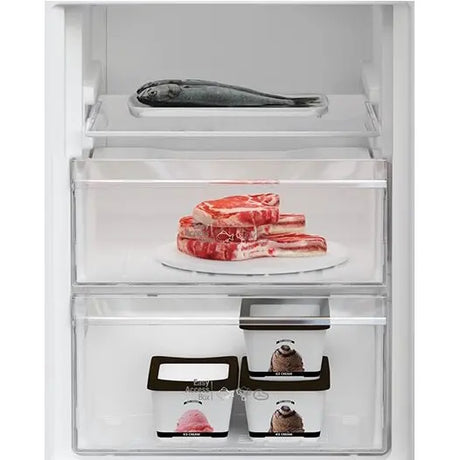 ARCTIC Combina frigorifica Combina frigorifica Arctic AK54305M40NFW | 266L, Clasa E, Full NoFrost, H 181cm, 54x57.4x181.3cm