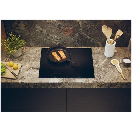 HAIER Plita incorporabila Haier, Inductie, 4 zone, conectivitate WiFi, Cook with me, 2 zone VaryCook, 65 cm, functie Boost, slider Touch Control, neagra