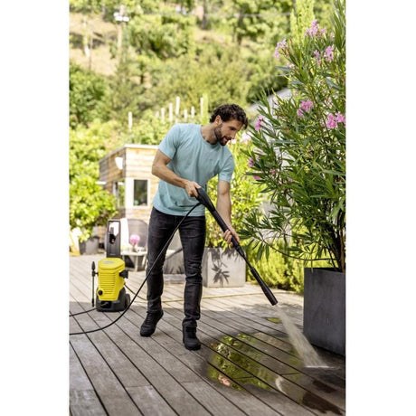 Kärcher Aparat de spalat cu presiune Aparat de Spalat cu Presiune Karcher K 4 WCM 167637 | Motor Racit cu Apa, 1800W, 130 bar, Galben/Negru