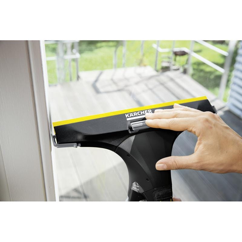 Kärcher Aspirator pentru geamuri Kärcher WV 5 Plus N, Ediția Neagră (Schwarz Edition), fără urme, cu accesorii incluse