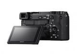 Sony Kit SONY Alpha A6400 Mirrorless 24.2MP, ISO 32000 (Extins: 102400), 1/4000s, 4K @30fps, SD/SDHC/SDXC, Rafala 11cps, WiFi/Bluetooth/NFC, Senzor APS-C, Montura Sony E, Obiectiv 16-50mm, F3.5-5.6