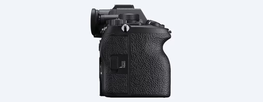 Sony APARAT FOTO SONY Α7R V CU SENZOR DE IMAGINE FULL FRAME