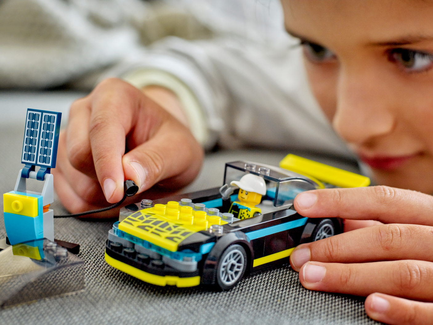 Masina Sport Electrica, Lego 60383
