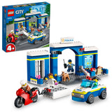 60370 Urmarire la Sectia de Politie — LEGO