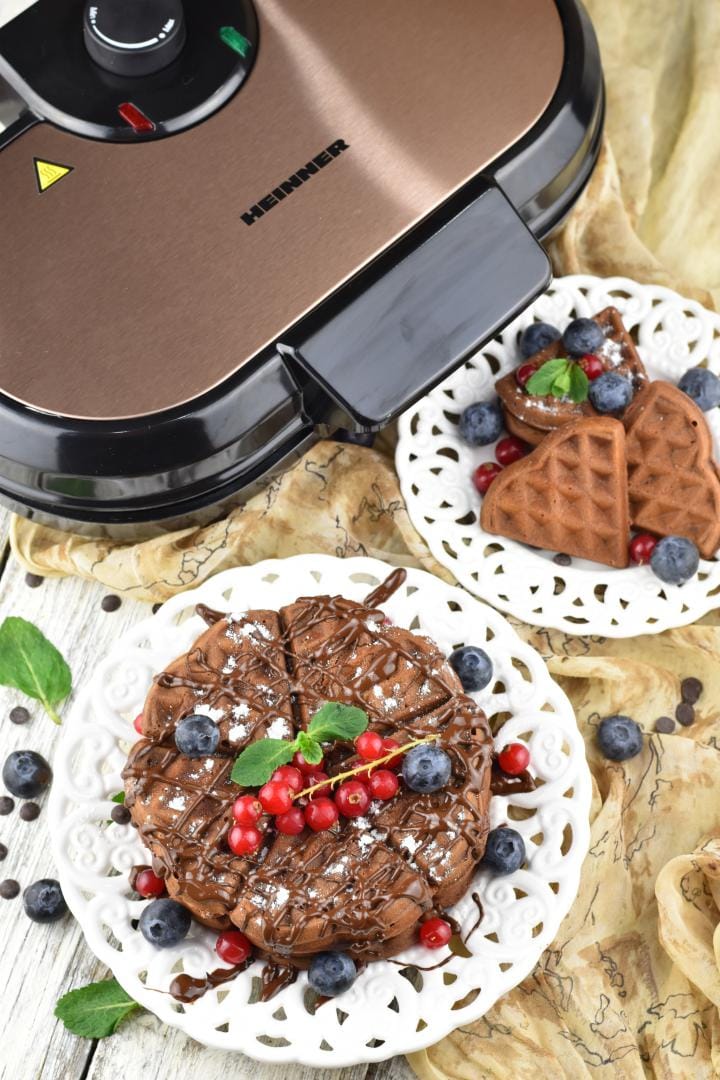 Heinner Aparat de facut gofre Aparat de facut gofre Heinner HWF-1000CR | 1000W, Placi non-stick, Rosu