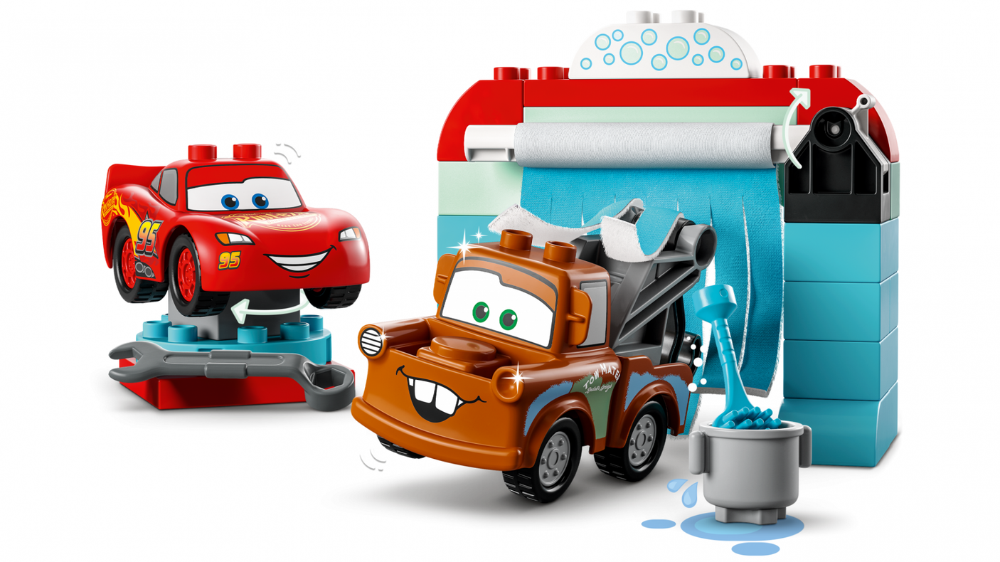 10996 Distracție la Spălătorie cu Fulger Mcqueen Și Bucșă — LEGO