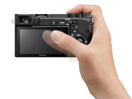 Sony Kit SONY Alpha A6400 Mirrorless 24.2MP, ISO 32000 (Extins: 102400), 1/4000s, 4K @30fps, SD/SDHC/SDXC, Rafala 11cps, WiFi/Bluetooth/NFC, Senzor APS-C, Montura Sony E, Obiectiv 16-50mm, F3.5-5.6