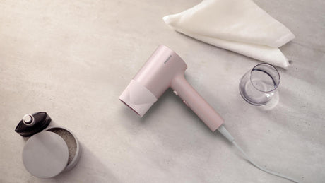 Philips Uscator de par Uscator de par Philips BHD321/50 | 1600W, Ingrijire cu ioni, 2 viteze