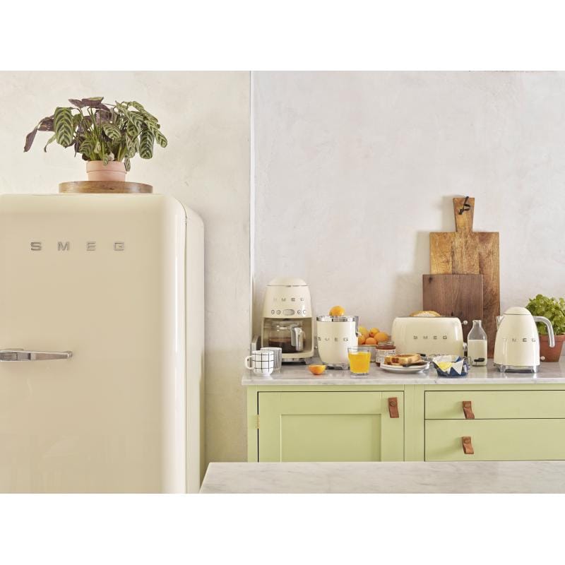 SMEG Prăjitor de pâine SMEG TSF03CREU, 4 felii, design retro anii ’50, funcții decongelare/reîncălzire, crem