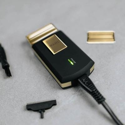 Wahl Aparat de ras Wahl Travel Shaver Gold Edition 07057-016, negru-auriu, compact pentru călătorie